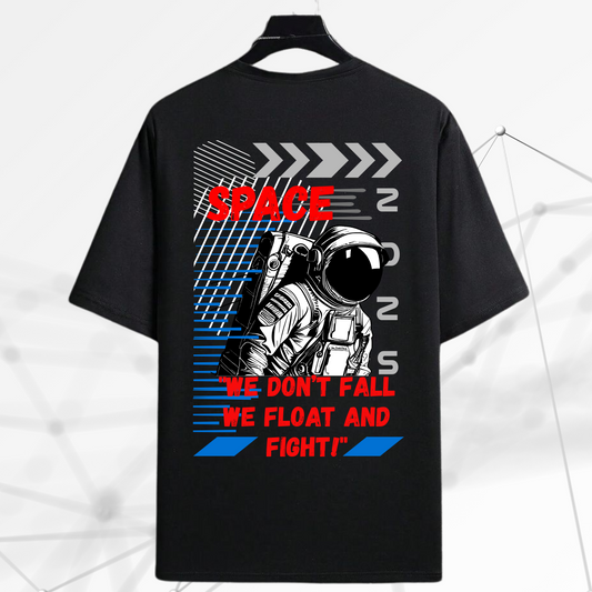 Black oversized astronaut t-shirt by ESROVERSE – includes free shipping