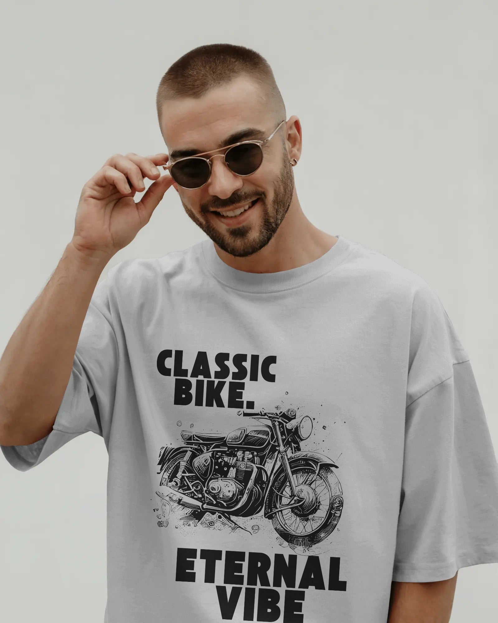 BIKE LOVER SPECIAL OVERSIZED T-SHIRT (Unisex)ESROVERSE – includes free shipping