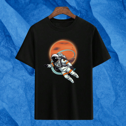 Oversized black cotton t-shirt with astronaut graphic – ESROVERSE, free shipping included